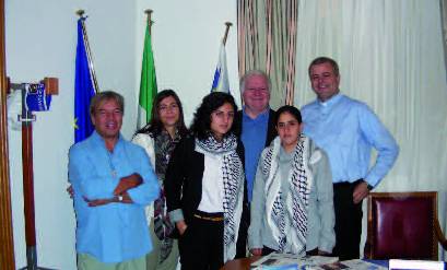 TRAGUARDI SOCIALI / n.55 Novembre / Dicembre 2012 :: Il MCL accoglie in Italia due giovani palestinesi cristiane